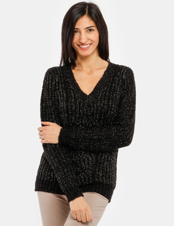 Maglione Fracomina a maglia larga - 92% acrilico 8% fibra metallicaLa modella indossa la taglia S ed è alta 178 cm e la vest