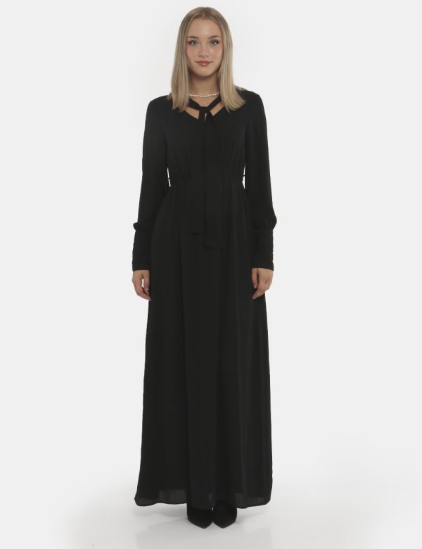 Vestito Fracomina nero - COMPOSIZIONE E VESTIBILITÀ:100% poliestereLa modella è alta 172 cm e indossa la taglia S. La vestib