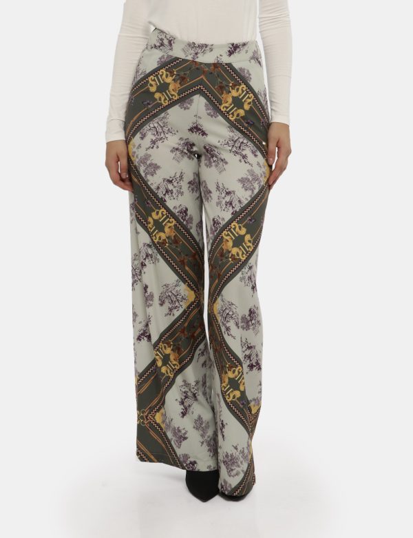 Pantaloni Fracomina fantasia beige/verde - COMPOSIZIONE E VESTIBILITÀ:100% viscosaLa modella è alta 172 cm e indossa la tagl