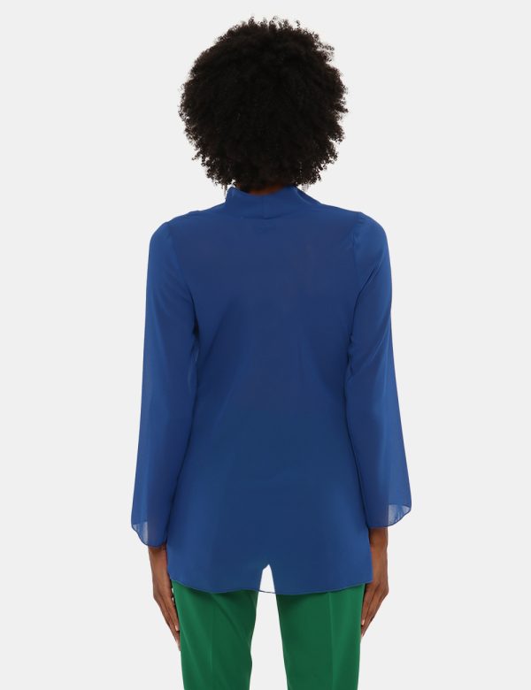 Camicia Vougue scollo morbido - 100% poliestereLa modella indossa la taglia S ed è alta 170 cm e la vestibilità è regolareUn