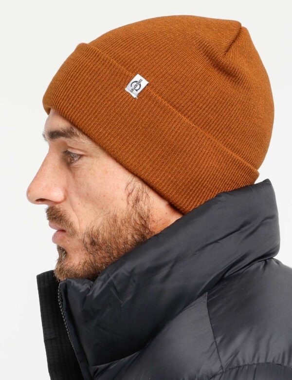Cappello Concept83 colorato - 100% acrilicoTaglia unicaRavviva i tuoi look con questo vivace cappellino firmato Concept83! A