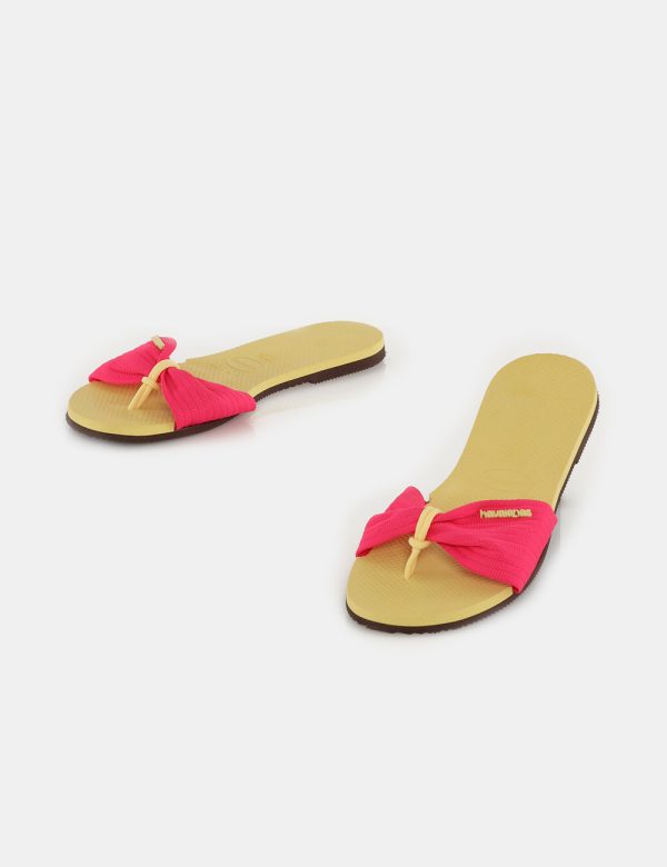 Infradito Havaianas con fascia in tessuto - Scarpa in gommaIl numero di scarpa indicato è brasiliano. Per scegliere la misur