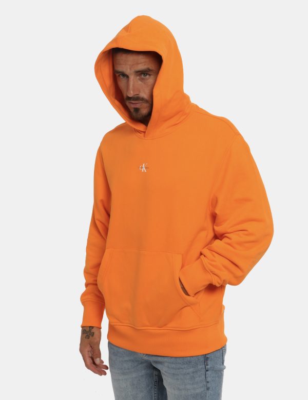 Felpa Calvin Klein arancione - COMPOSIZIONE E VESTIBILITÀ:100% cotoneIl modello è alto 178 cm e indossa la taglia L. La vest