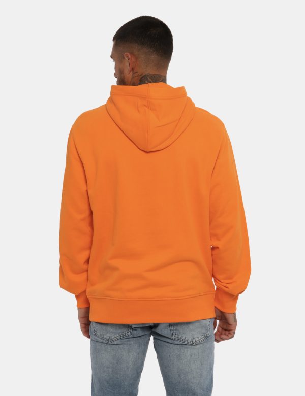 Felpa Calvin Klein arancione - COMPOSIZIONE E VESTIBILITÀ:100% cotoneIl modello è alto 178 cm e indossa la taglia L. La vest