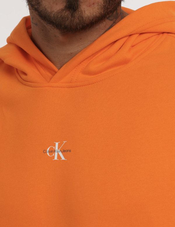 Felpa Calvin Klein arancione - COMPOSIZIONE E VESTIBILITÀ:100% cotoneIl modello è alto 178 cm e indossa la taglia L. La vest