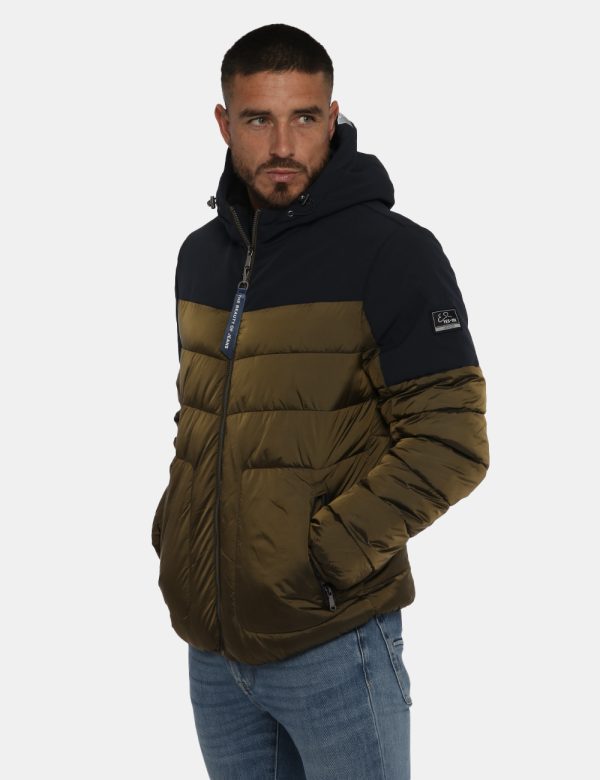 Giubbino Yes Zee marrone/blu - COMPOSIZIONE E VESTIBILITÀ:100% poliammidicaIl modello è alto 178 cm e indossa la taglia L. L