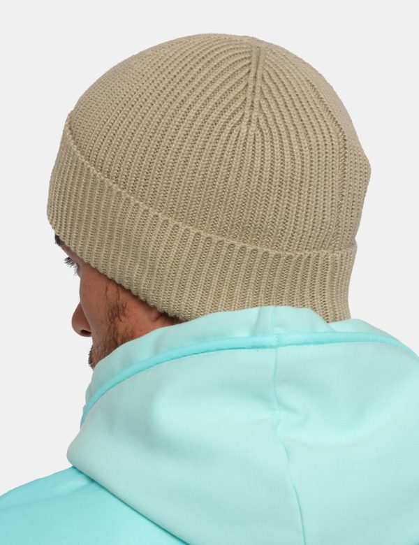 Cappello Calvin Klein beige - COMPOSIZIONE E VESTIBILITÀ:50% cotone 50% acrilicoCONSIGLI DI STILE:Cappello modello berretto