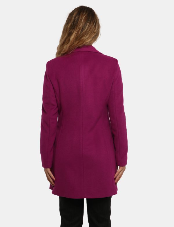 Cappotto Vougue fucsia - COMPOSIZIONE E VESTIBILITÀ:92% poliestere 8% viscosaLa modella è alta 170 cm e indossa la taglia S.