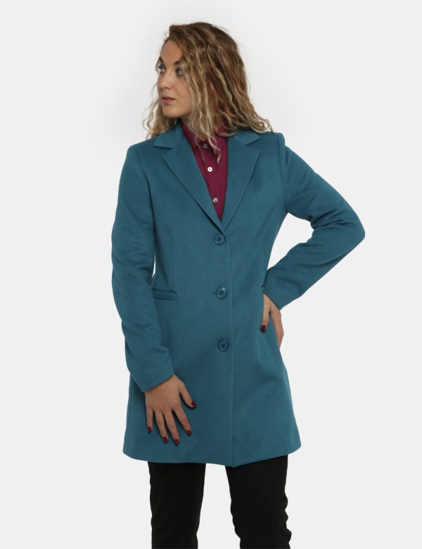 Cappotto Vougue azzurro ottanio - COMPOSIZIONE E VESTIBILITÀ:92% poliestere 8% viscosaLa modella è alta 170 cm e indossa la