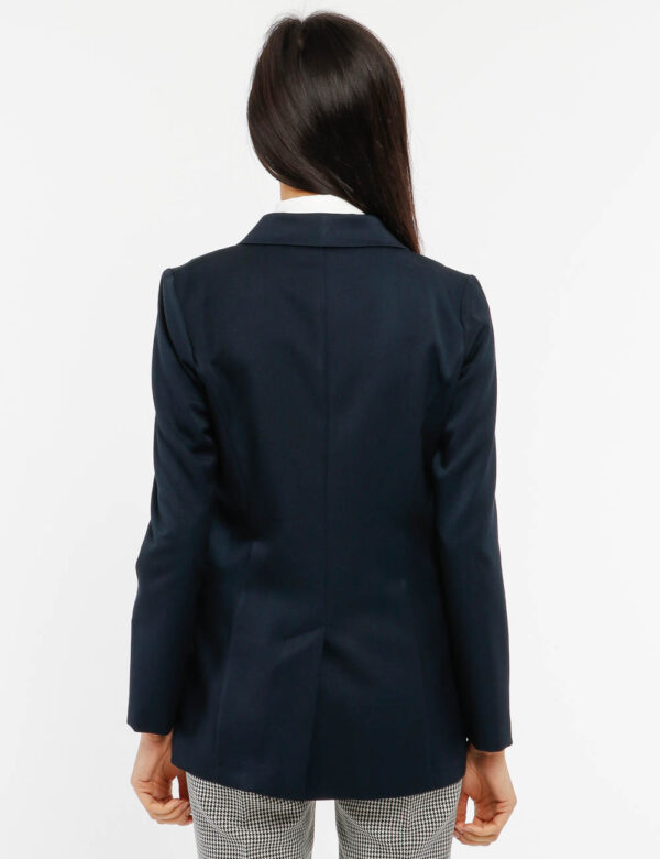 Blazer Vougue con tasche finte - 77% poliestere 17% viscosa 6% elastinaLa modella indossa la taglia S e la vestibilità è reg