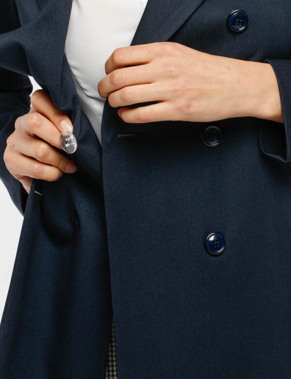 Blazer Vougue con tasche finte - 77% poliestere 17% viscosa 6% elastinaLa modella indossa la taglia S e la vestibilità è reg