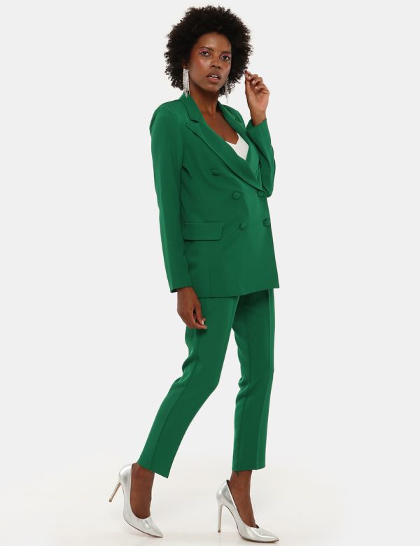 Blazer Vougue doppio petto - 90% poliestere 10% elastinaLa modella indossa la taglia S ed è alta 170 cm e la vestibilità è
