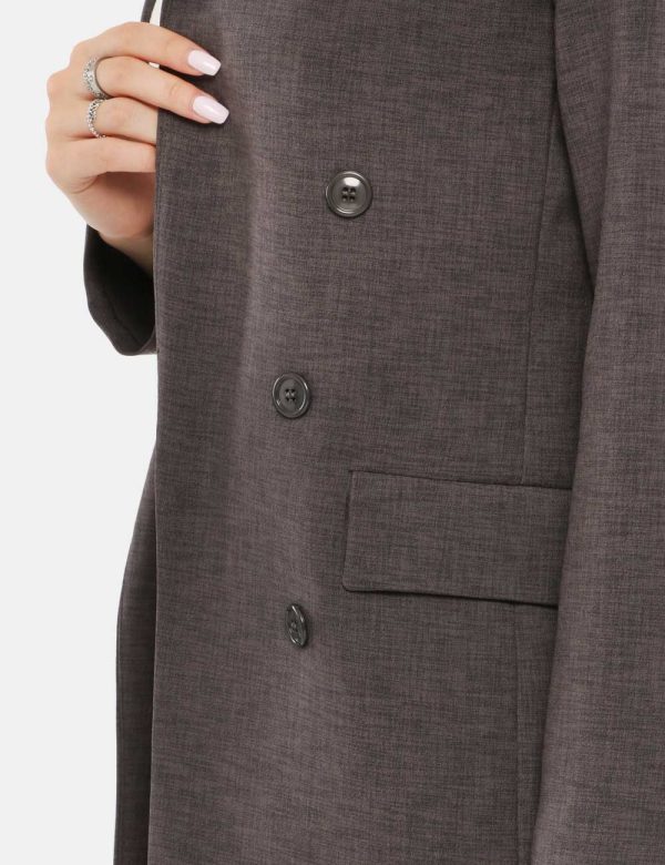Blazer Vougue senza allacciatura - 100% poliestereLa modella indossa la taglia S ed è alta 168 cm e la vestibilità è regola