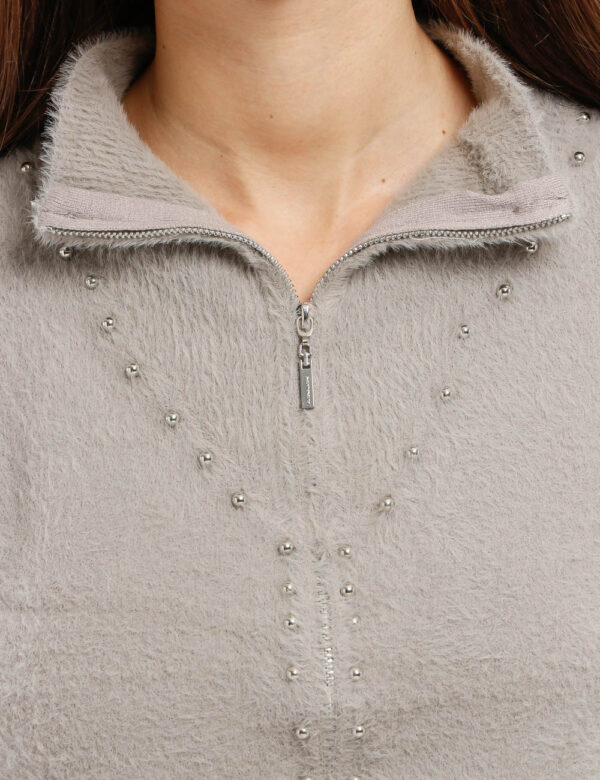 Maglione Yes Zee con zip - 100% poliammideLa modella indossa la taglia S ed è alta 178 cm e la vestibilità è asciuttaUn magl