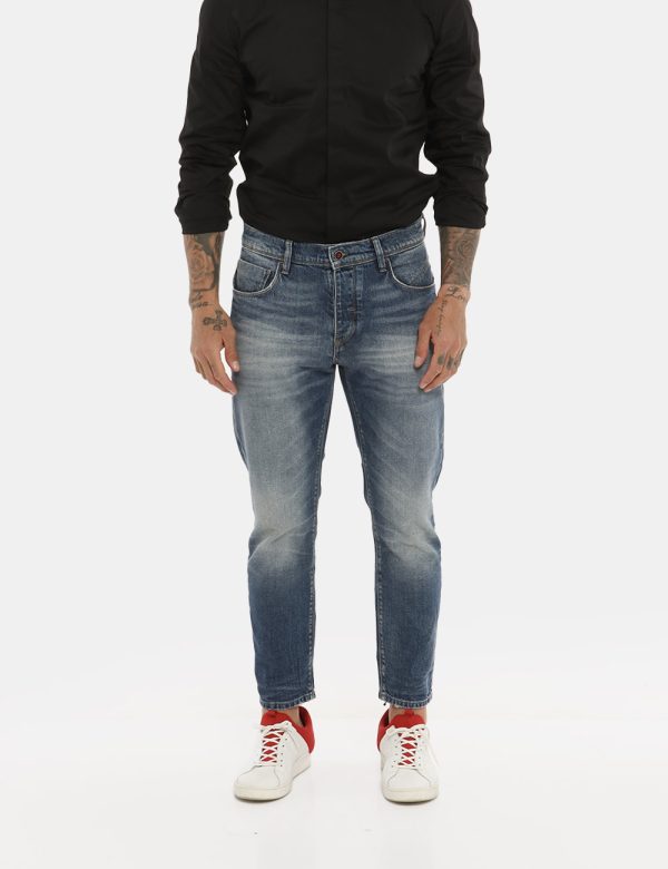 Jeans Antony Morato blu denim - COMPOSIZIONE E VESTIBILITÀ:99% cotone 1% elastane Il modello è alto 178 cm e indossa la tagl