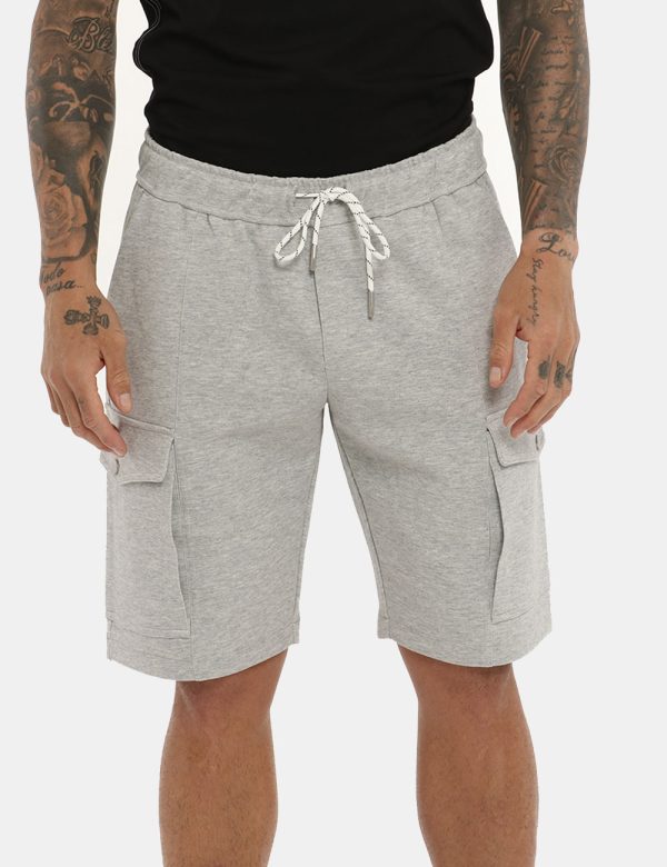 Bermuda Antony Morato tuta grigio - COMPOSIZIONE E VESTIBILITÀ:63% cotone 37% poliestereIl modello è alto 178 cm e indossa l