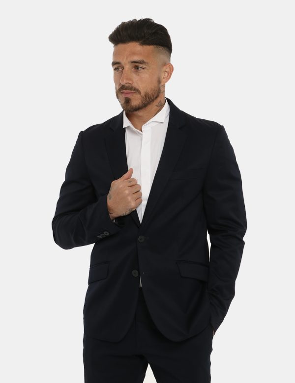 Giacca Antony Morato blu - COMPOSIZIONE E VESTIBILITÀ:composzioneIl modello è alto 178 cm e indossa la taglia 50. La vestibi