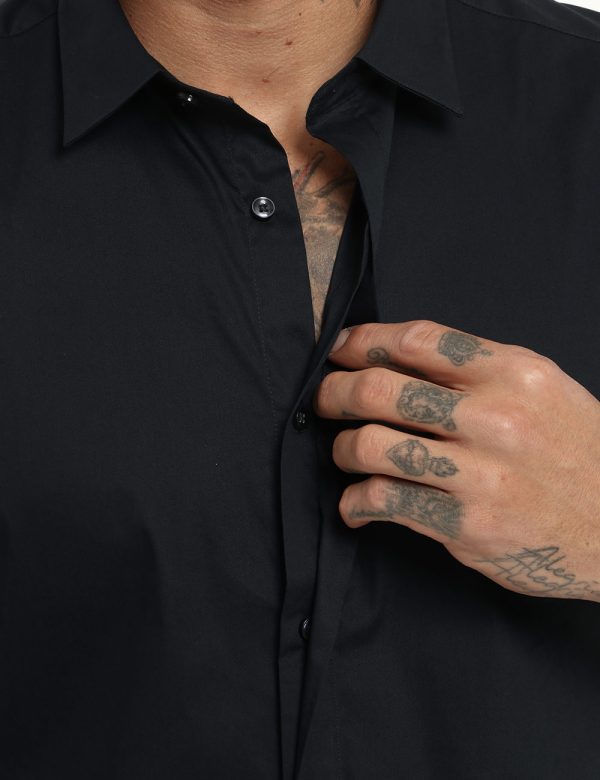 Camicia Antony Morato nero - COMPOSIZIONE E VESTIBILITÀ:76% cotone 21% poliamide 3% elastaneIl modello è alto 178 cm e indos