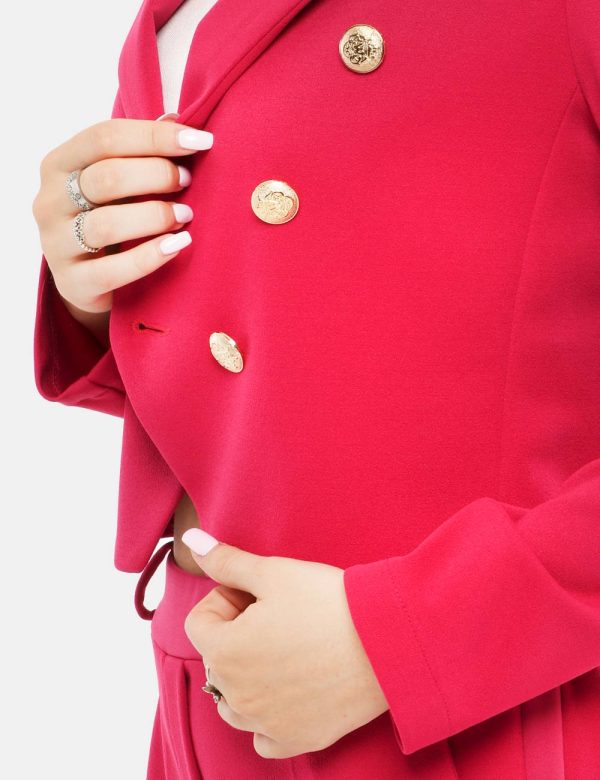 Blazer Vougue corto - 90% poliestere 10% elastinaLa modella indossa la taglia S ed è alta 168 cm e la vestibilità è regolar