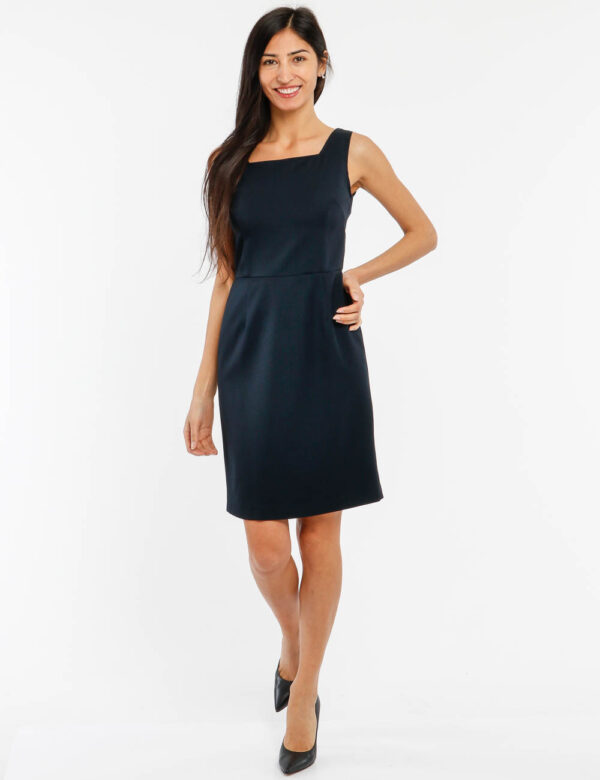 Vestito Vougue smanicato - 77% poliestere 17% viscosa 6% elastinaLa modella indossa la taglia S ed è alta 178 cm e la vestib