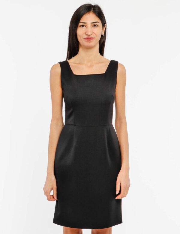 Vestito Vougue smanicato - 77% poliestere 17% viscosa 6% elastinaLa modella indossa la taglia S ed è alta 178 cm e la vestib