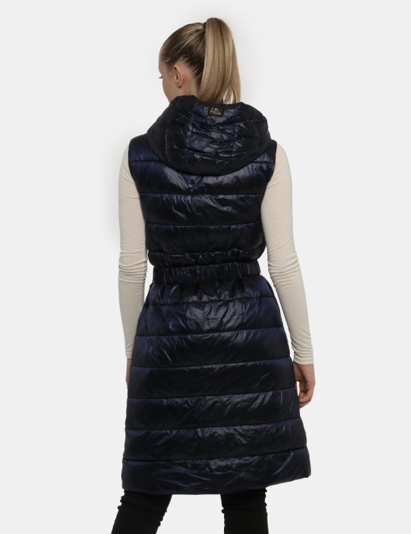 Piumino Blu Yes Zee - COMPOSIZIONE E VESTIBILITÀ:Tessuto 100% poliammide Imbottitura 90% poliestere 10% piuma La modella è a