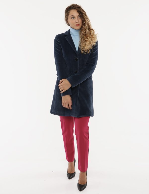 Cappotto Vougue melange - 100% poliestereLa modella indossa la taglia S e la vestibilità del capo è regolare. Spalle: 39cm M