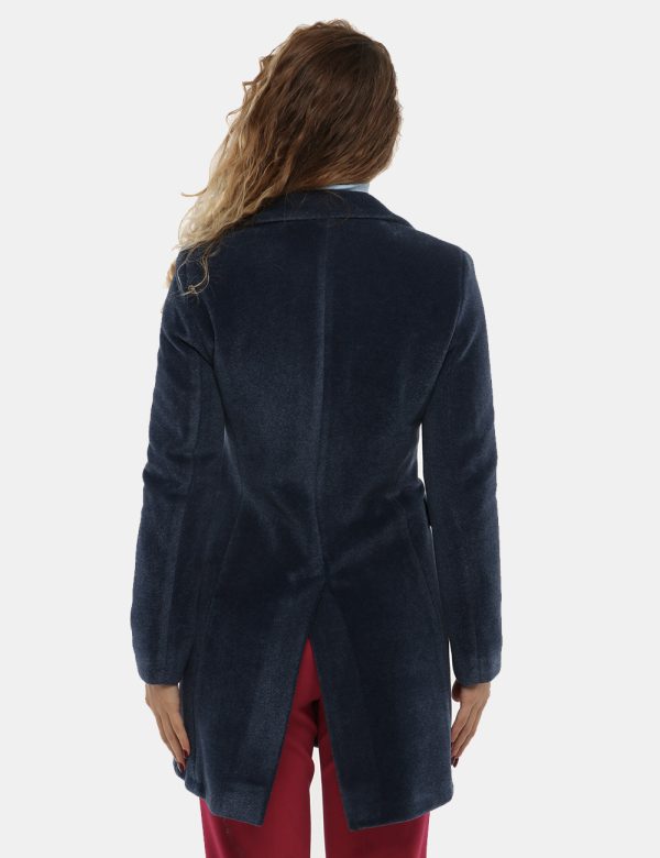 Cappotto Vougue melange - 100% poliestereLa modella indossa la taglia S e la vestibilità del capo è regolare. Spalle: 39cm M