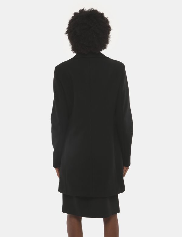 Cappotto Vougue con bottoni - 100% poliestereLa modella indossa la taglia S e la vestibilità è regolare. Spalle: 37 cm - Lun