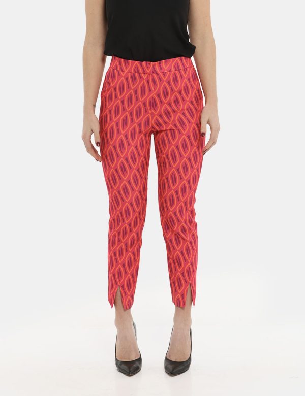 Pantalone Yes Zee fantasia fuxia - COMPOSIZIONE E VESTIBILITÀ:90% poliestere 10% elastaneLa modella è alta 170 cm e indossa