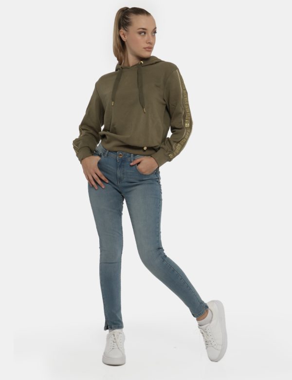 Jeans Jeans Yes Zee - COMPOSIZIONE E VESTIBILITÀ:98% cotone 2% elastanLa modella è alta 170 cm e indossa la taglia S. La ves
