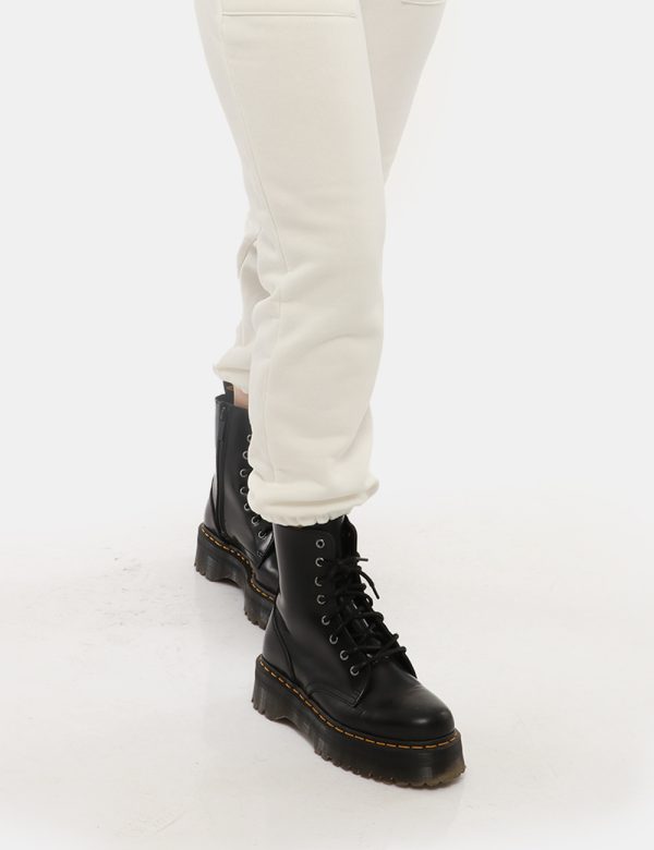 Pantalone Concept83 con taeche - 65% cotone 35% poliestereLa modella indossa la taglia S ed è alta 168 cm e la vestibilità