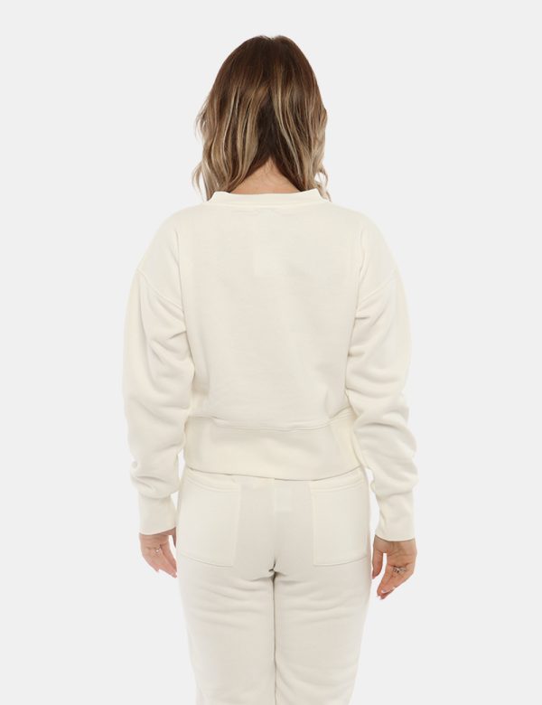 Felpa Concept83 corta - 65% cotone 35% poliestereLa modella indossa la taglia S ed è alta 168 cm e la vestibilità è regolar