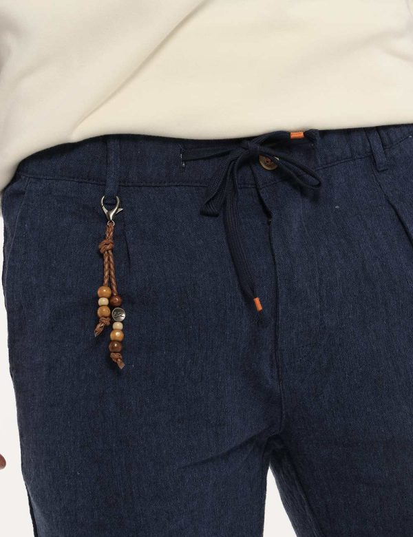Borsa Yes Zee blu denim - COMPOSIZIONE E VESTIBILITÀ:55% lino 45% cotoneIl modello è alto 178 cm e indossa la taglia 32. La