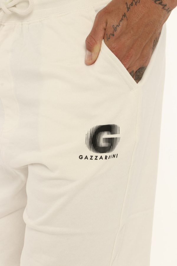 Bermuda Gazzarrini bianco - COMPOSIZIONE E VESTIBILITÀ:100% cotoneIl modello è alto 178 cm e indossa la taglia L. La vestibi