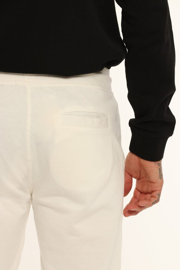 Pantalone Gazzarrini bianco panna - COMPOSIZIONE E VESTIBILITÀ:100% cotoneIl modello è alto 178 cm e indossa la taglia L. La