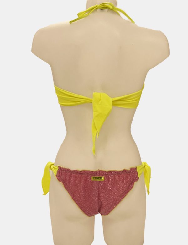 Costume Pyrex bikini - 80% nylon 20% elastaneLa vestibilità del capo è regolare. Costume 2 pezzi con coppa sagomata rimovib
