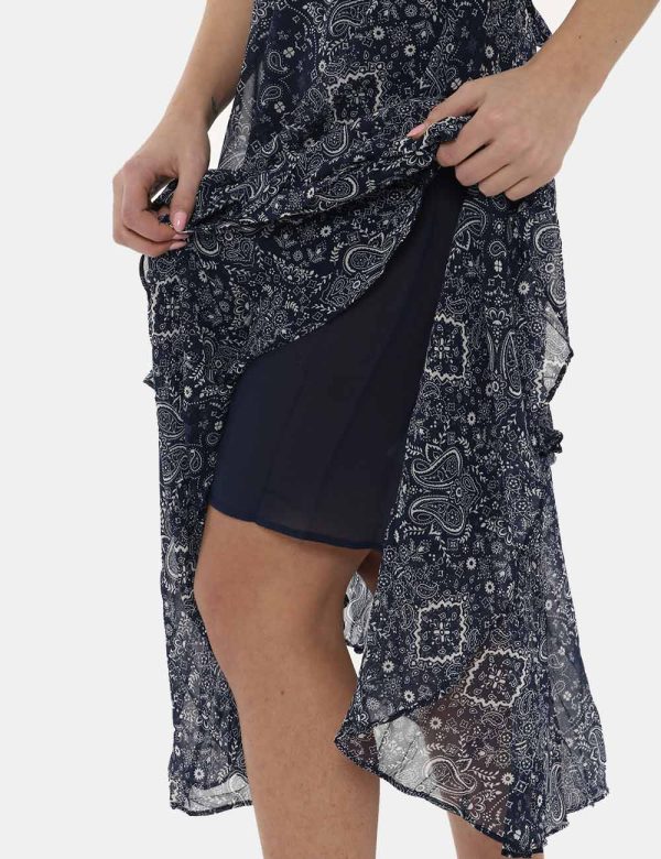 Vestito Pepe Jeans blu fantasia - COMPOSIZIONE E VESTIBILITÀ:100% poliestereLa modella è alta 170 cm e indossa la taglia s.