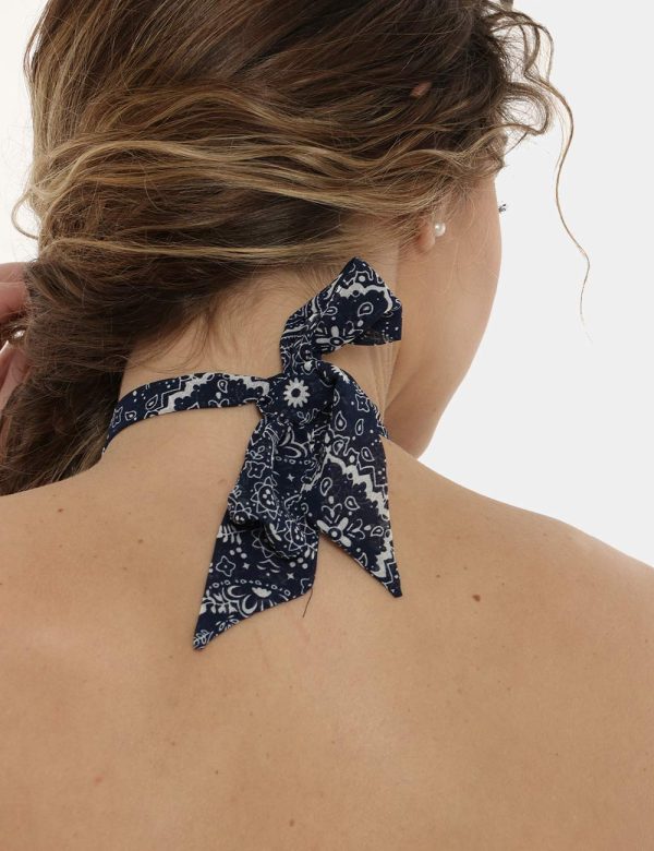 Vestito Pepe Jeans blu fantasia - COMPOSIZIONE E VESTIBILITÀ:100% poliestereLa modella è alta 170 cm e indossa la taglia s.