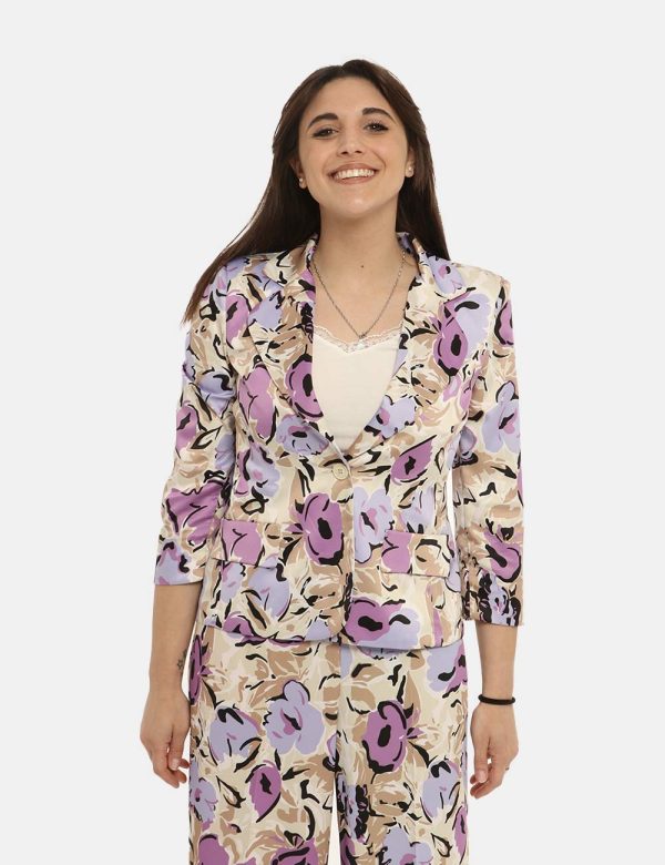 Blazer Vougue fantasia beige/lilla - COMPOSIZIONE E VESTIBILITÀ:97% poliestere 3% elastaneLa modella è alta 161 cm e indossa