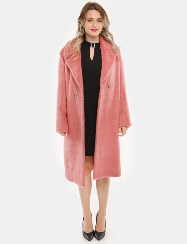 Cappotto Sandro Ferrone con bottoni - 63% acrilico 37% poliammideLa modella indossa la taglia 40 ed è alta 170 cm e la vesti