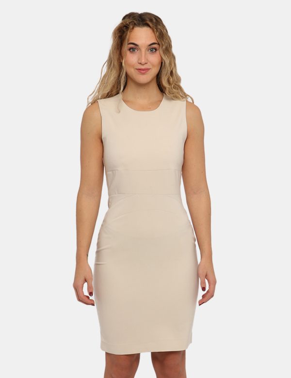 Vestito Sandro Ferrone beige - COMPOSIZIONE E VESTIBILITÀ:95% poliestere 5% elastaneLa modella è alta 170 cm e indossa la ta