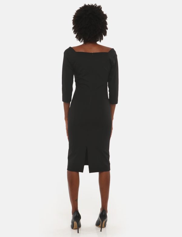 Vestito Sandro Ferrone con scollo a cuore - 65% viscosa 30% nylon 5% elastinaLa modella indossa la taglia S ed è alta 170 cm