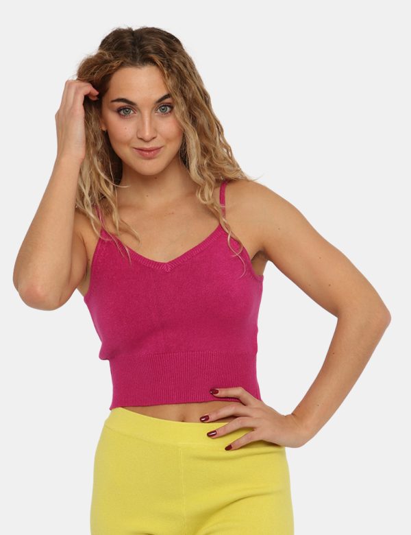 Top Sandro Ferrone fucsia - COMPOSIZIONE E VESTIBILITÀ:44% viscosa 24% nylon 19% poliestere 13% elastaneLa modella è alta 17