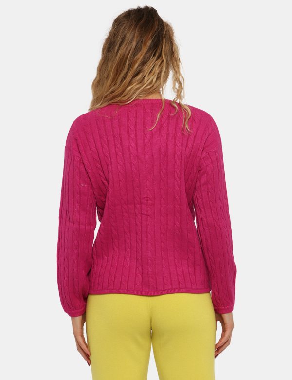 Maglione Sandro Ferrone fucsia - COMPOSIZIONE E VESTIBILITÀ:44% viscosa 24% nylon 19% poliestere 13% elastaneLa modella è al