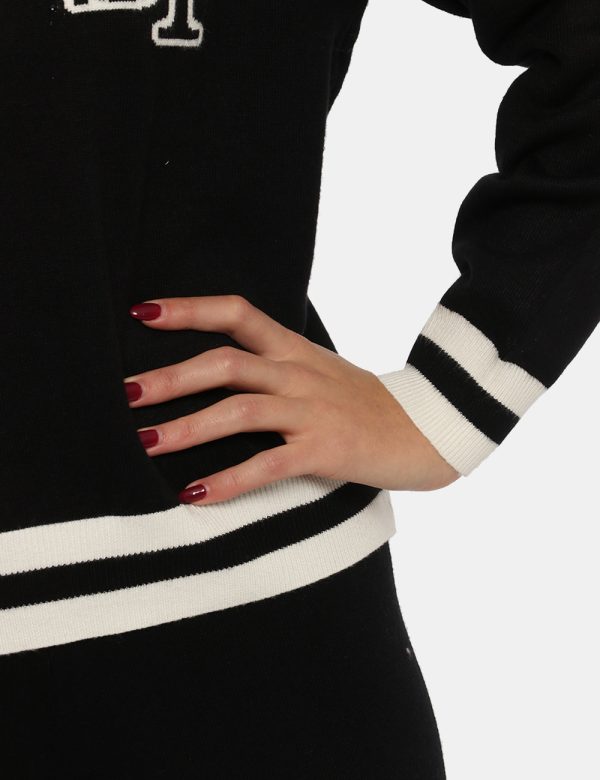 Maglione Sandro Ferrone bianco/nero - COMPOSIZIONE E VESTIBILITÀ:50% viscosa 30% poliamide 20% poliestereLa modella è alta 1