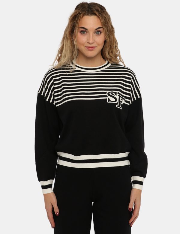 Maglione Sandro Ferrone bianco/nero - COMPOSIZIONE E VESTIBILITÀ:50% viscosa 30% poliamide 20% poliestereLa modella è alta 1