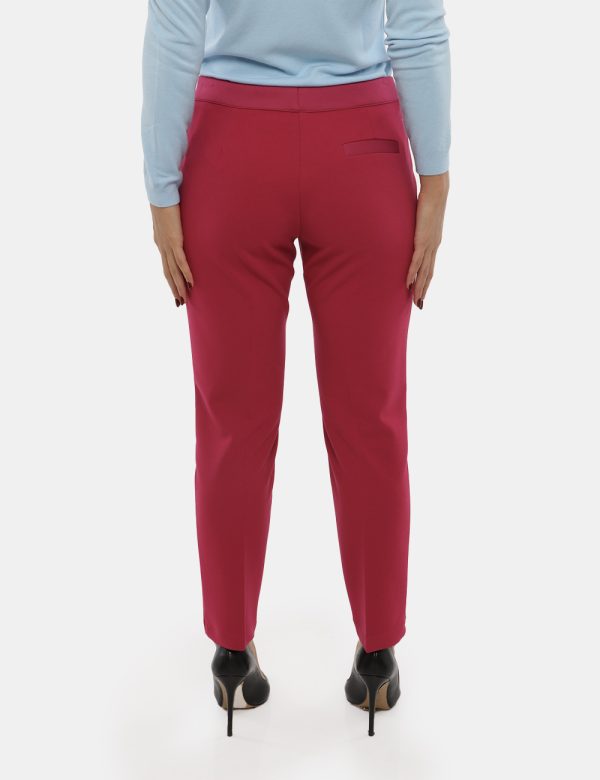 Pantalone Vougue in crepe scuba in coordinato - 95% poliestere 5% elastanLa modella indossa la taglia S e la vestibilità del