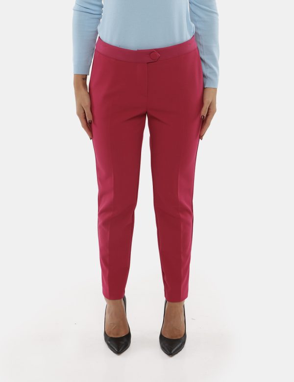 Pantalone Vougue in crepe scuba in coordinato - 95% poliestere 5% elastanLa modella indossa la taglia S e la vestibilità del