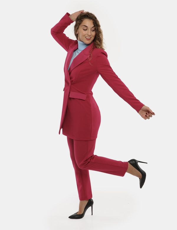 Blazer Vougue in crepe scuba in coordinato - 95% poliestere 5% elastanLa modella indossa la taglia S e la vestibilità del ca
